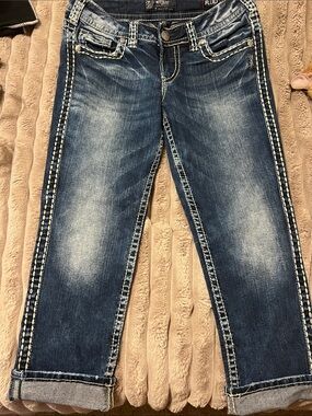 Silver Jeans Women's Washed Blue Straight Leg Jeans